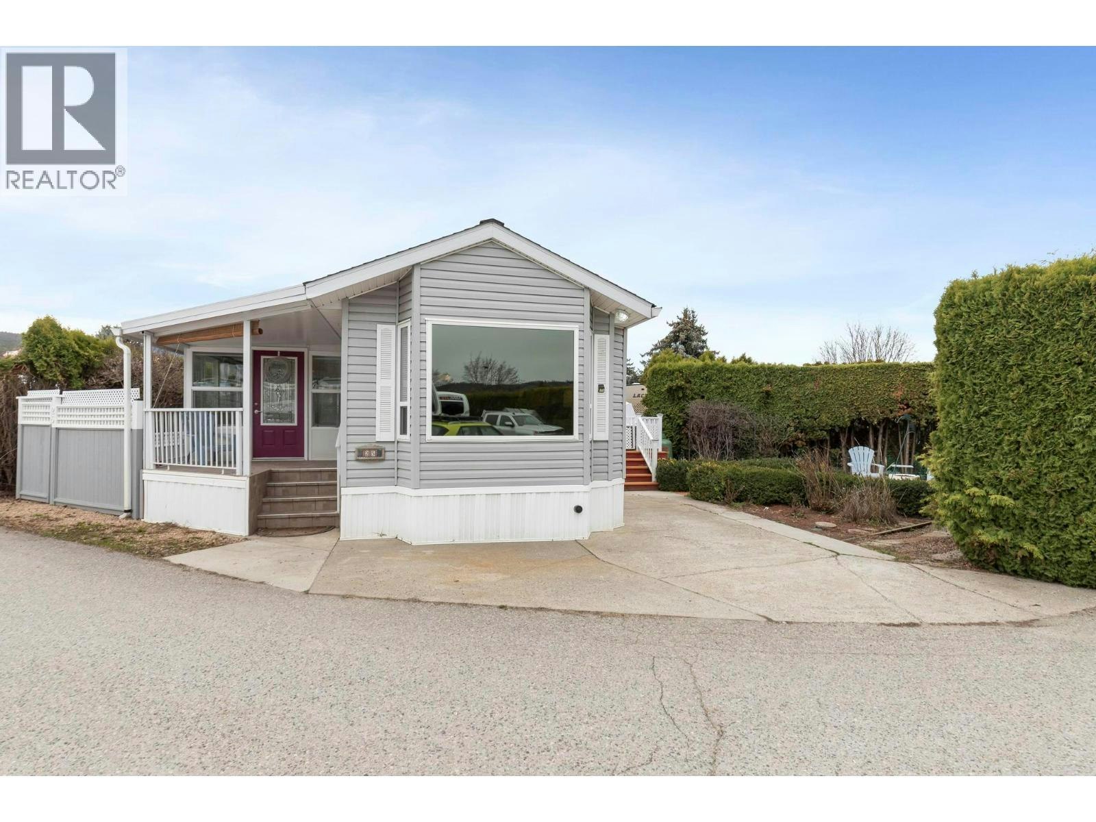 25-415 Commonwealth Road, Kelowna, BC, V4V 1P4
