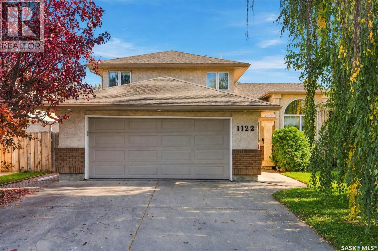 1122 Hurley Way, Saskatoon, SK, S7N 4J7