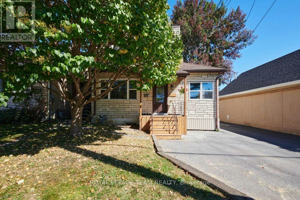 321 Mona Avenue, Ottawa, ON, K1L 6Z9