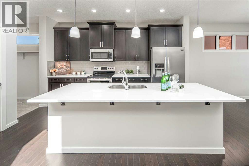 25 Marquis Place SE, Calgary, AB, T3M 2A5