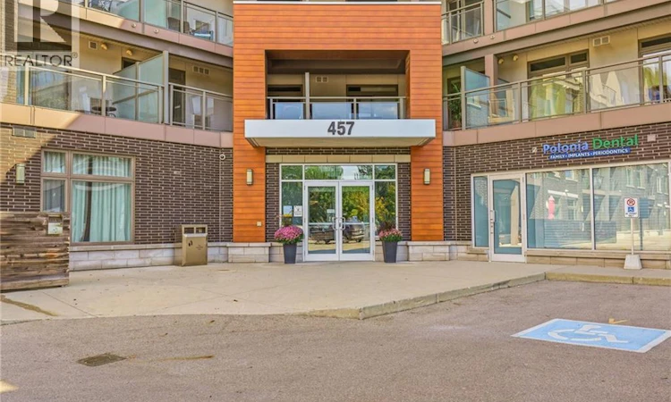 108-457 Plains Road E