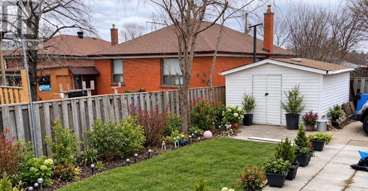 6 Laxford Avenue, Toronto, ON, M1R 1M6 - 17