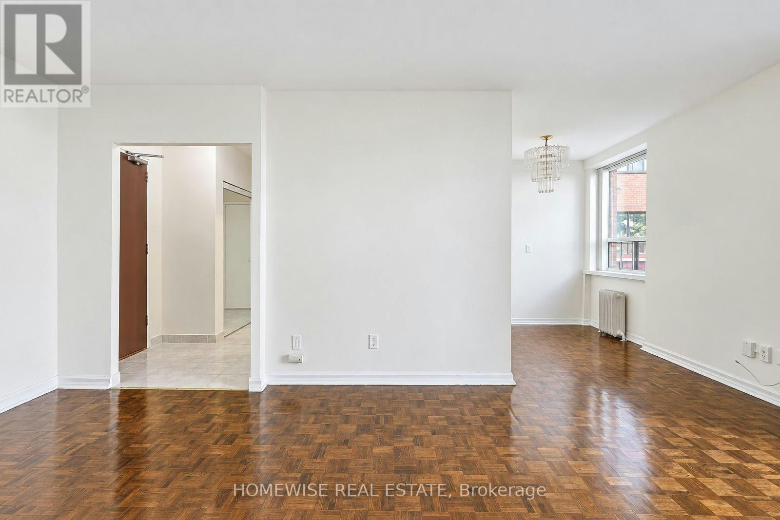 610-485 Kingston Road, Toronto, ON, M4L 1V6 - 5
