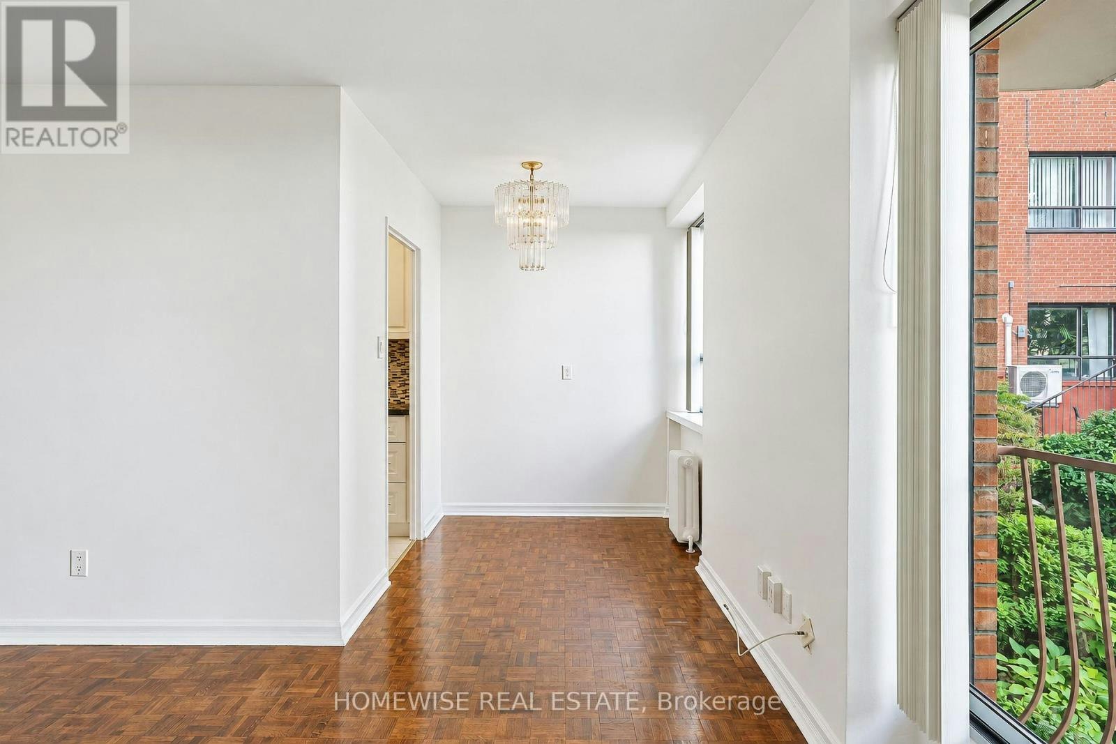 610-485 Kingston Road, Toronto, ON, M4L 1V6 - 6