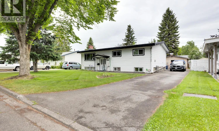 132 Mckenzie Avenue
