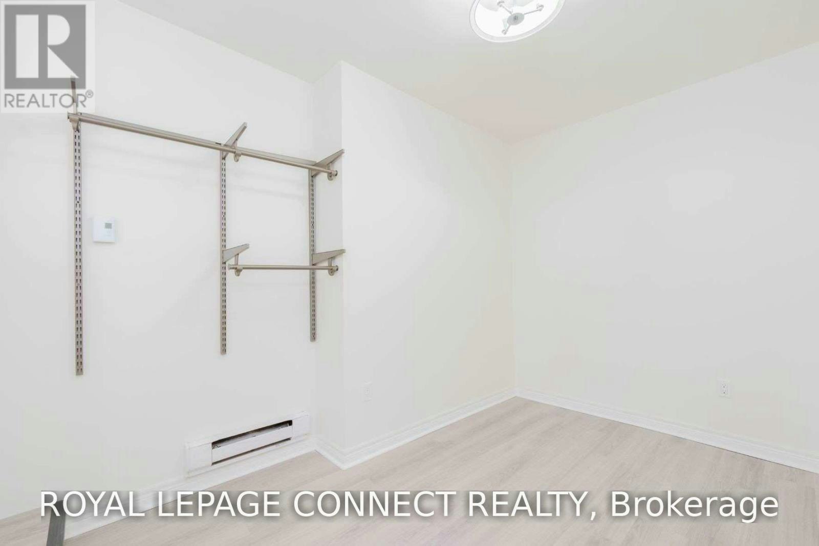 4-307 Pacific Avenue, Toronto, ON, M6P 2P8 - 8