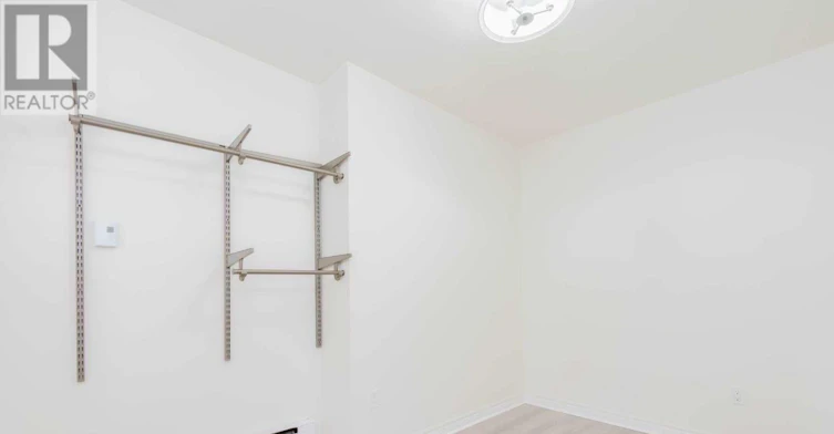 4-307 Pacific Avenue, Toronto, ON, M6P 2P8 - 8