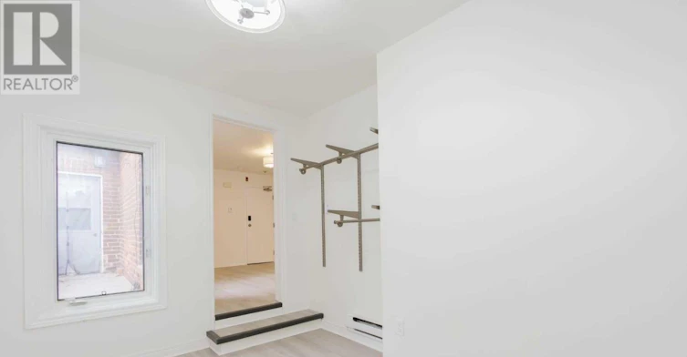 4-307 Pacific Avenue, Toronto, ON, M6P 2P8 - 9