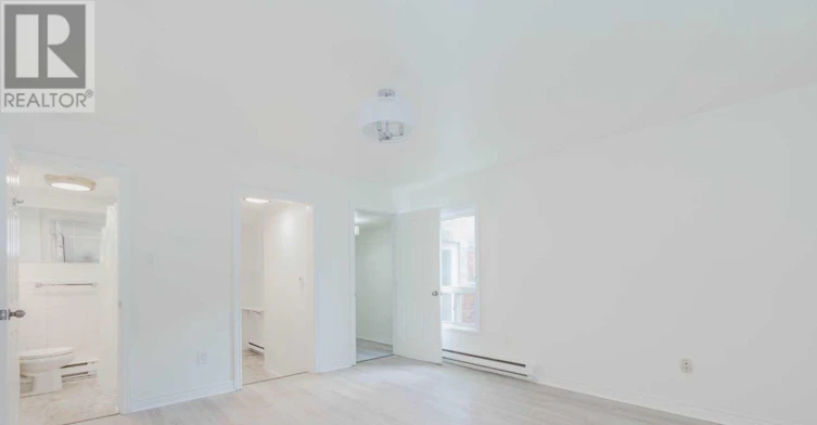 4-307 Pacific Avenue, Toronto, ON, M6P 2P8 - 5