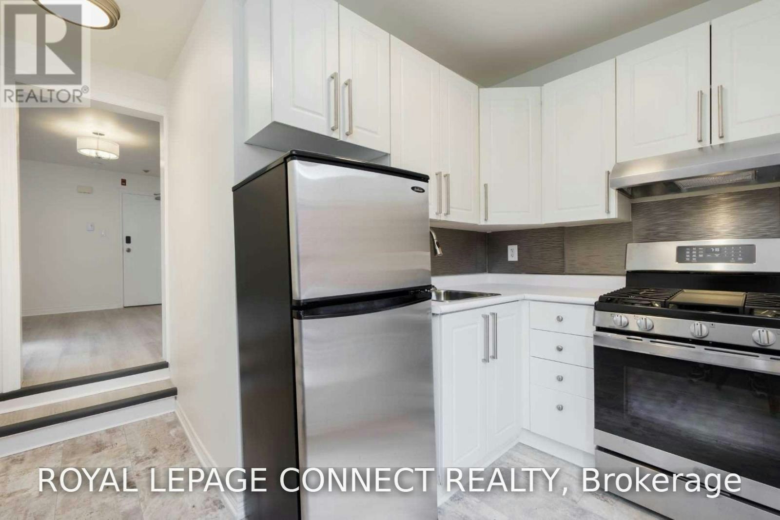 4-307 Pacific Avenue, Toronto, ON, M6P 2P8 - 10