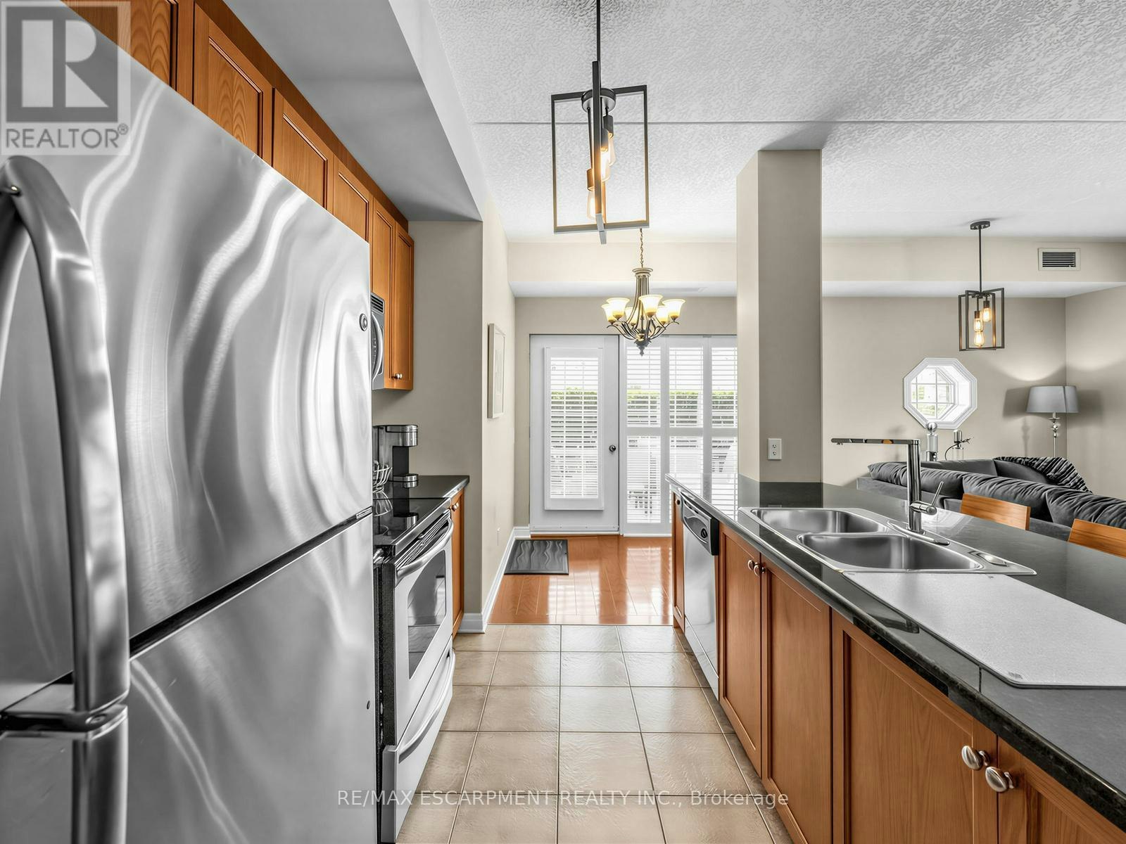 103-1379 Costigan Road, Milton, ON, L9T 2K6