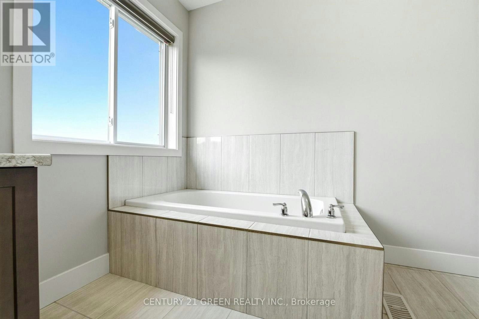 MAIN & 2ND-1400 Sandbar Street, London, ON, N6G 0G8 - 30