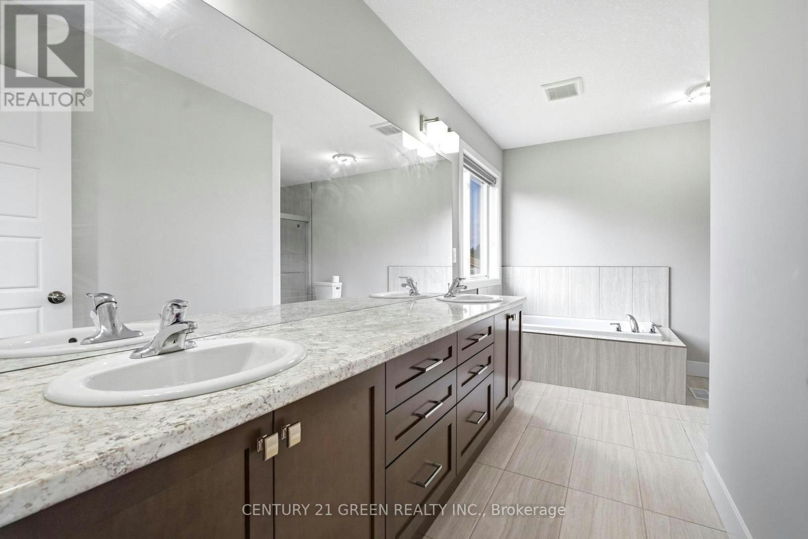 MAIN & 2ND-1400 Sandbar Street, London, ON, N6G 0G8 - 29