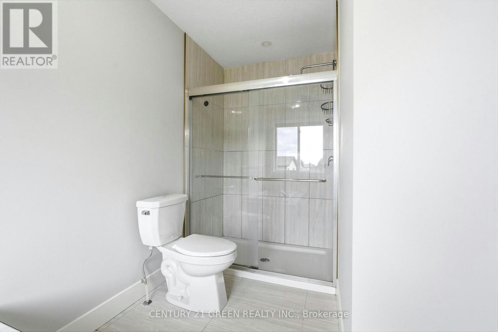 MAIN & 2ND-1400 Sandbar Street, London, ON, N6G 0G8 - 31