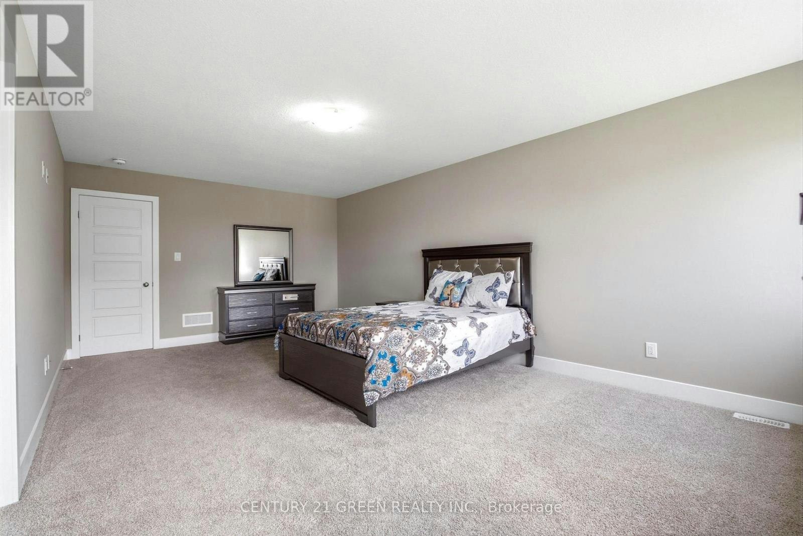 MAIN & 2ND-1400 Sandbar Street, London, ON, N6G 0G8 - 26