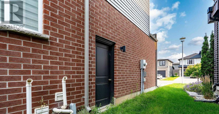 MAIN & 2ND-1400 Sandbar Street, London, ON, N6G 0G8 - 44