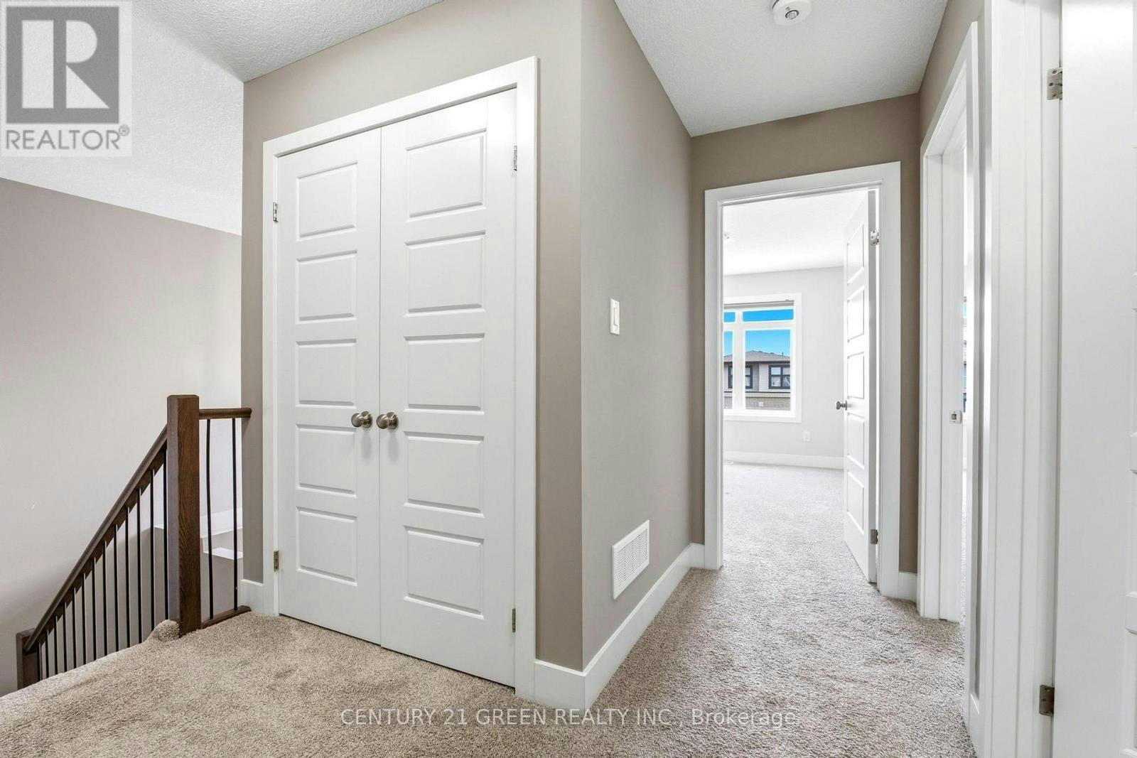 MAIN & 2ND-1400 Sandbar Street, London, ON, N6G 0G8 - 32