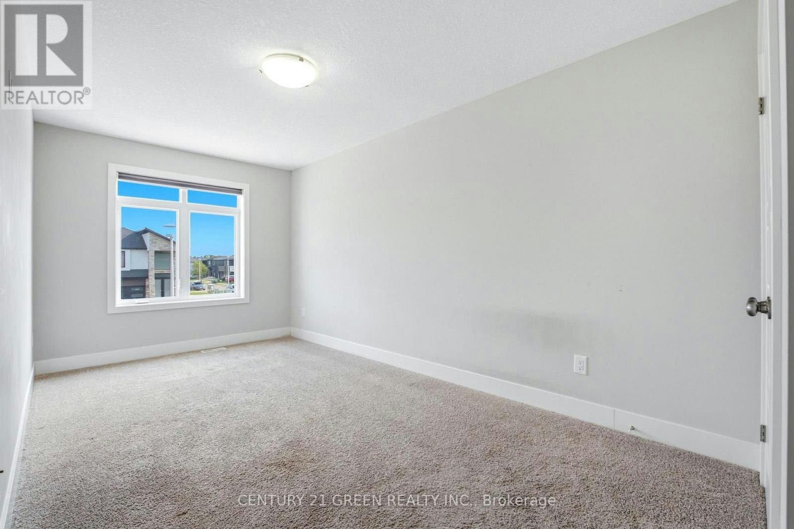 MAIN & 2ND-1400 Sandbar Street, London, ON, N6G 0G8 - 35