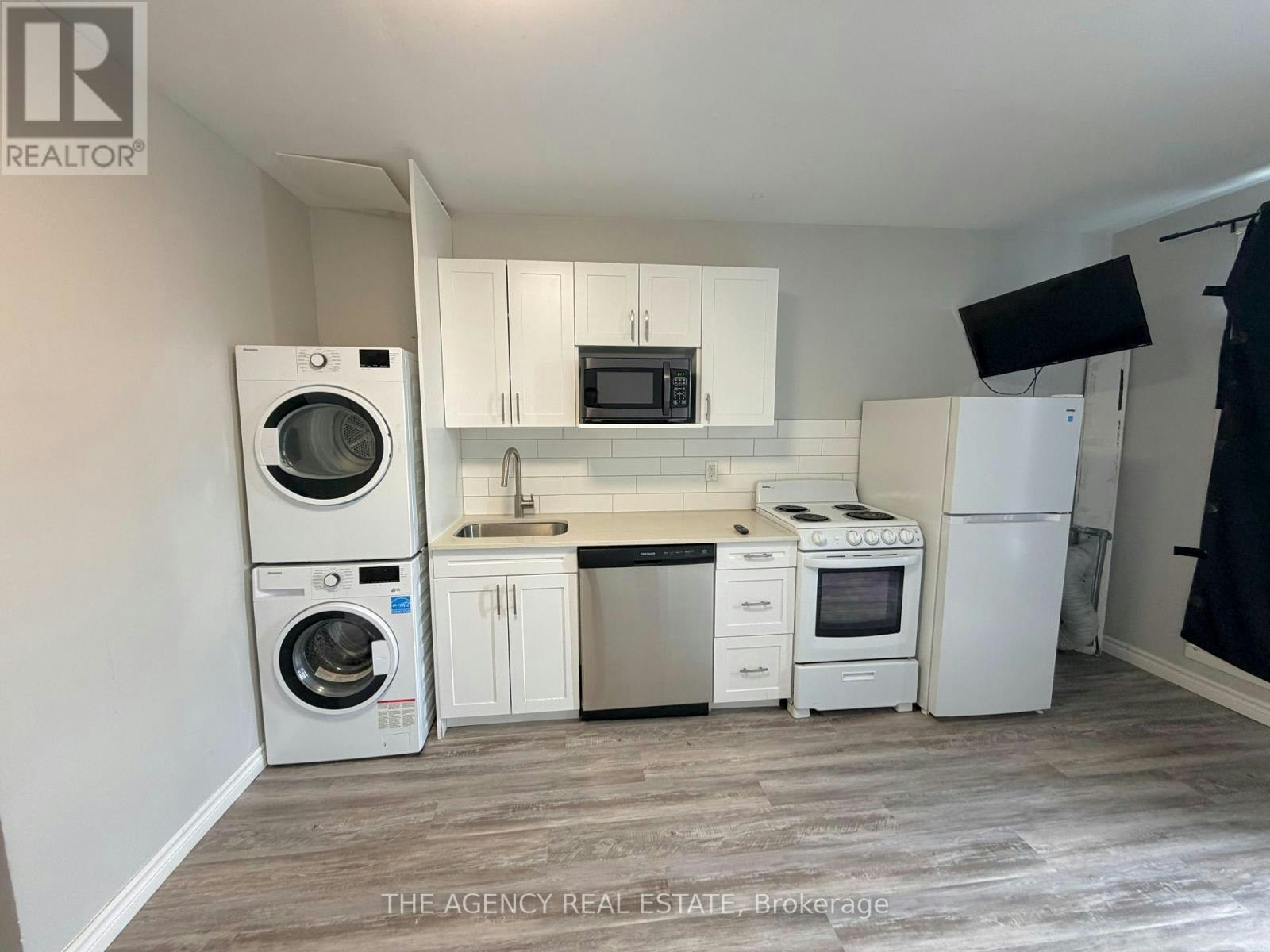 305-91 Thames Street S, Ingersoll, ON, N5C 2T2 - 3