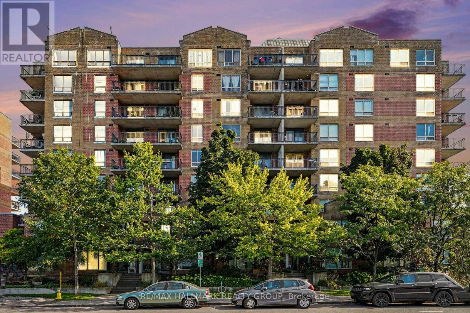 412-45 Holland Avenue, Ottawa, ON, K1Y 4S3