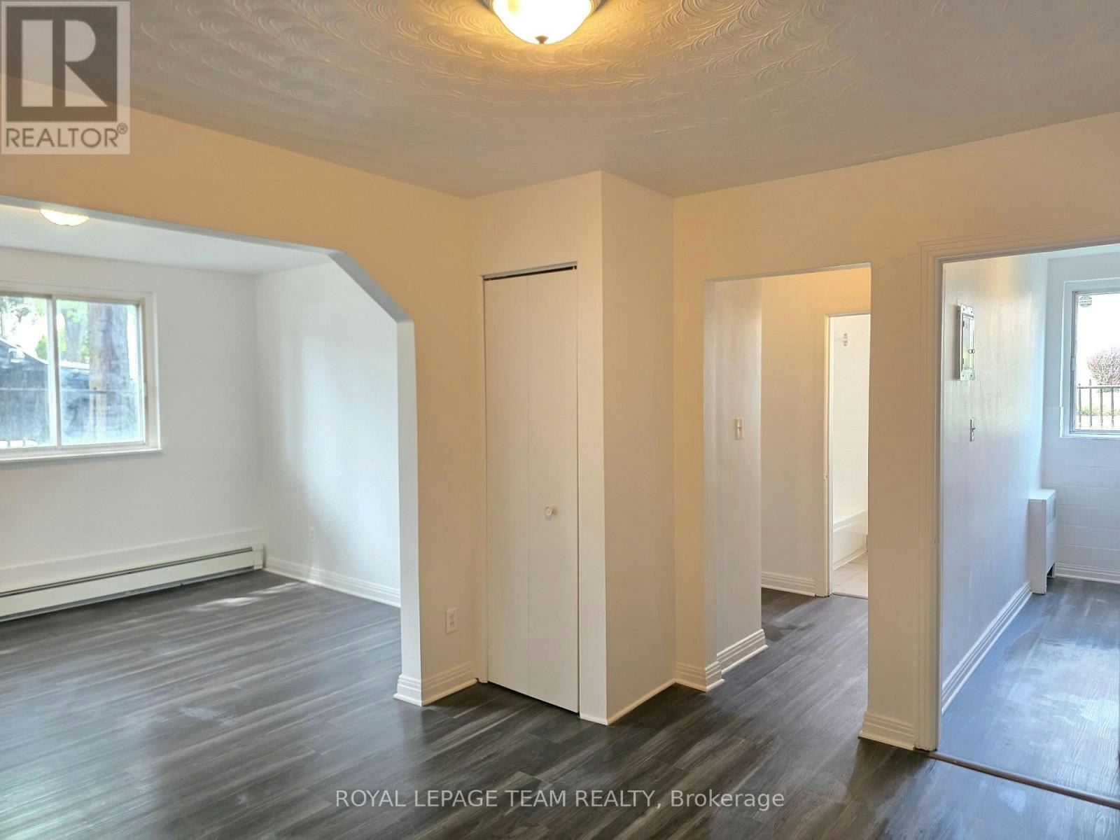 187 2 Bradley Avenue, Ottawa, ON, K1L 7E1 - 5