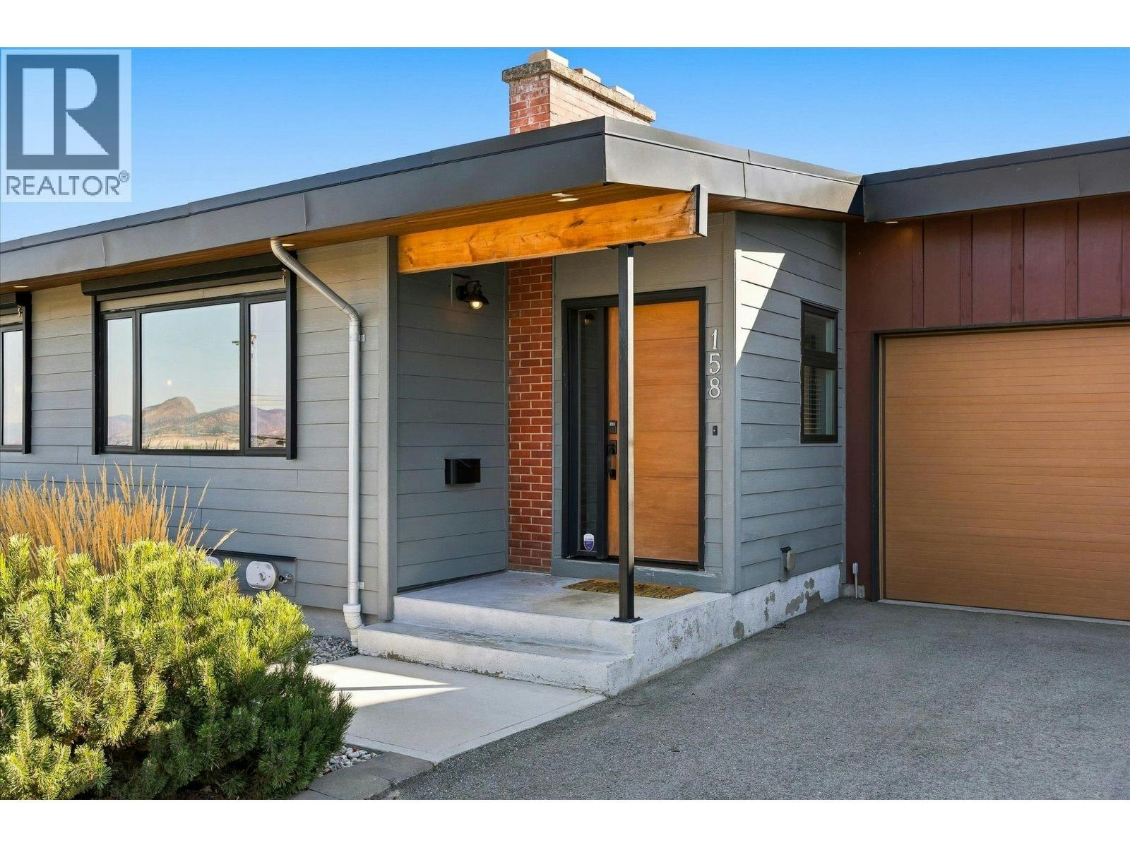 158 Grandview Street - 3