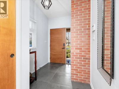 158 Grandview Street - 4