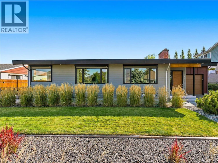 158 Grandview Street, Penticton, BC, V2A 4E4