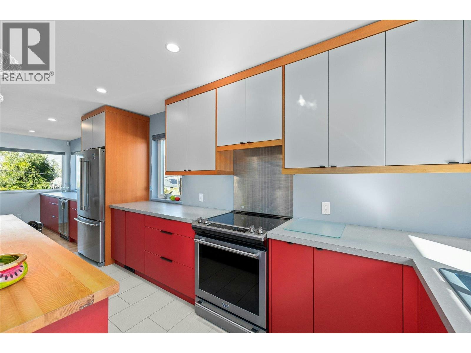 158 Grandview Street, Penticton, BC, V2A 4E4 - 14