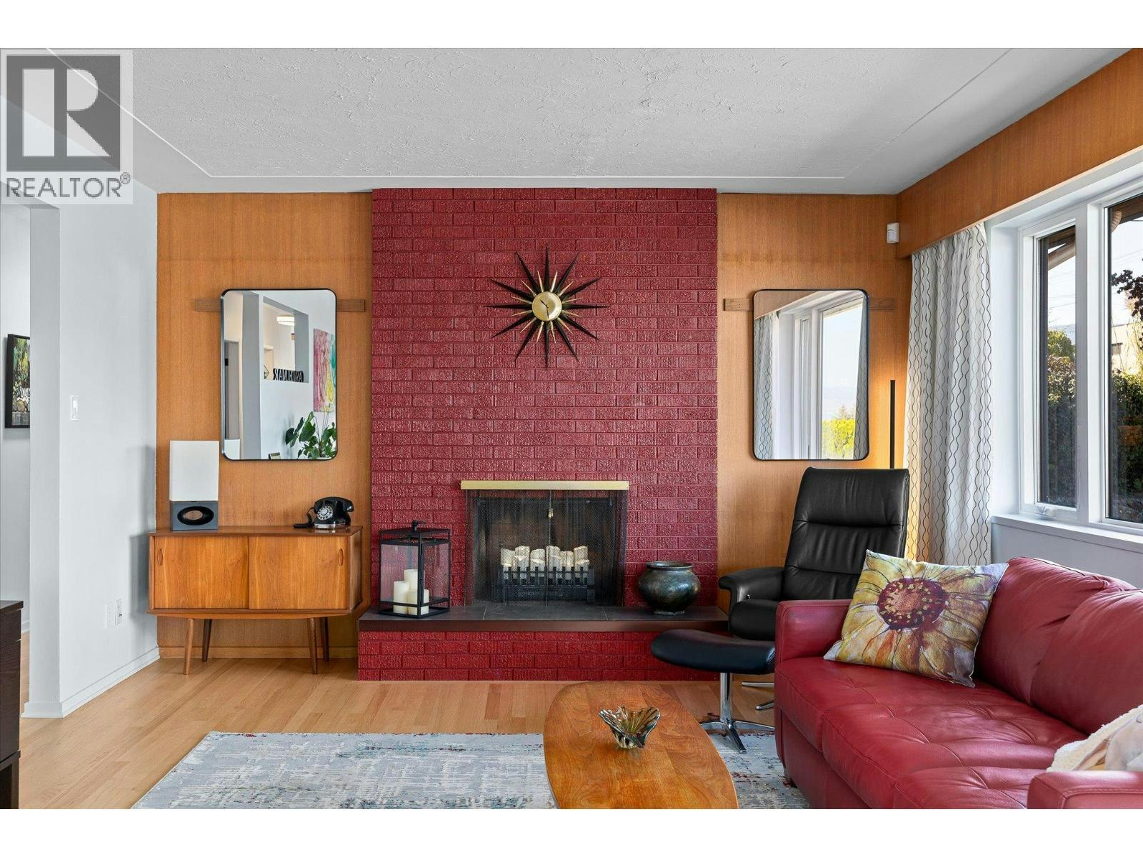 158 Grandview Street, Penticton, BC, V2A 4E4 - 8
