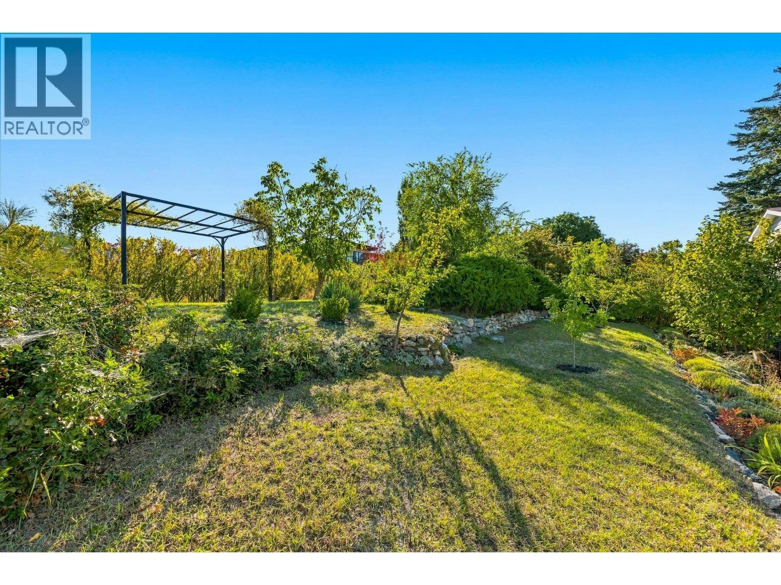 158 Grandview Street, Penticton, BC, V2A 4E4 - 37