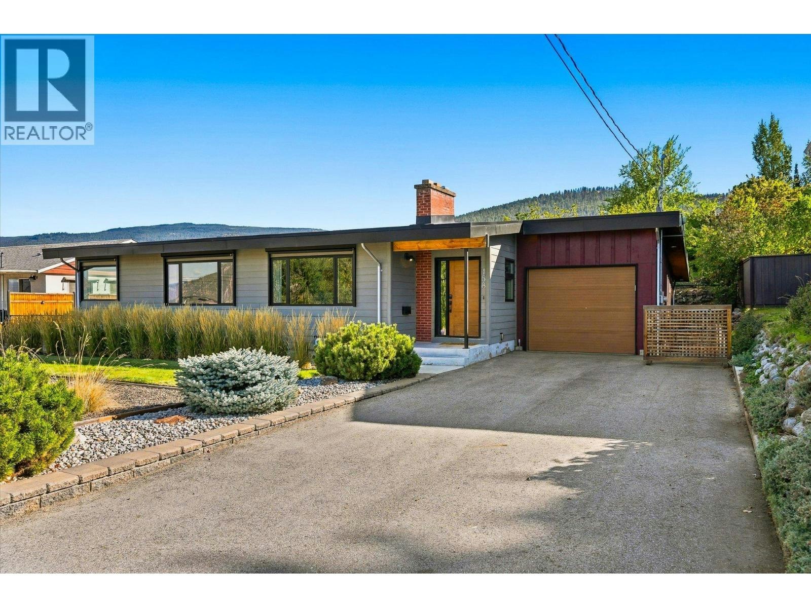 158 Grandview Street - 2