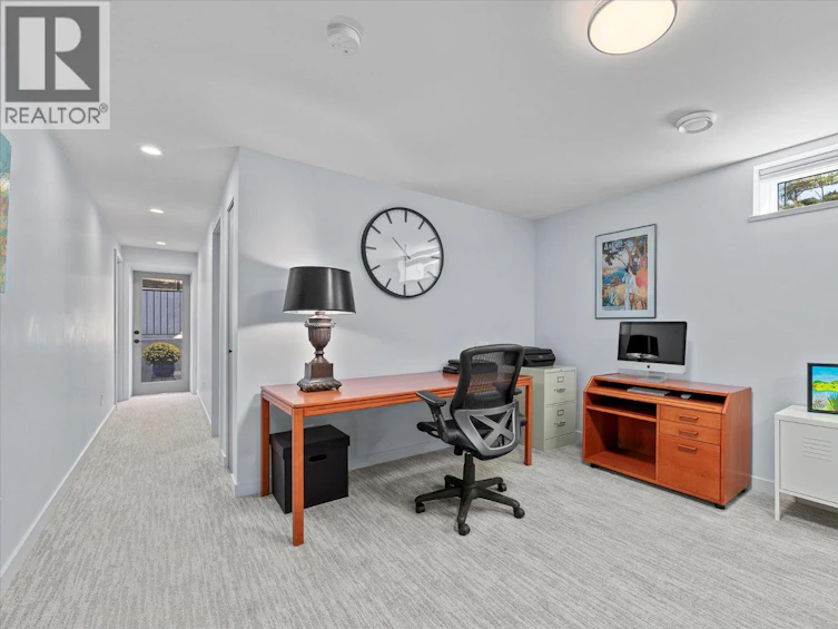 158 Grandview Street, Penticton, BC, V2A 4E4 - 24