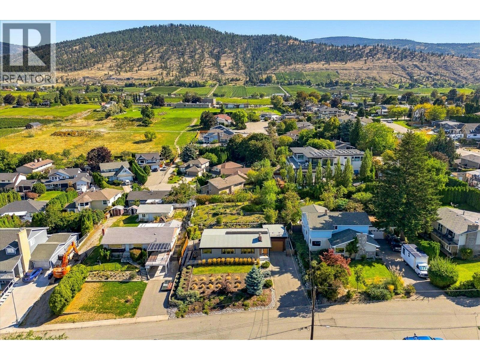 158 Grandview Street, Penticton, BC, V2A 4E4 - 50