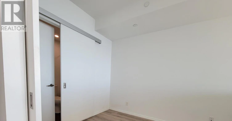 5810-197 Yonge Street, Toronto, ON, M5B 1M4 - 9