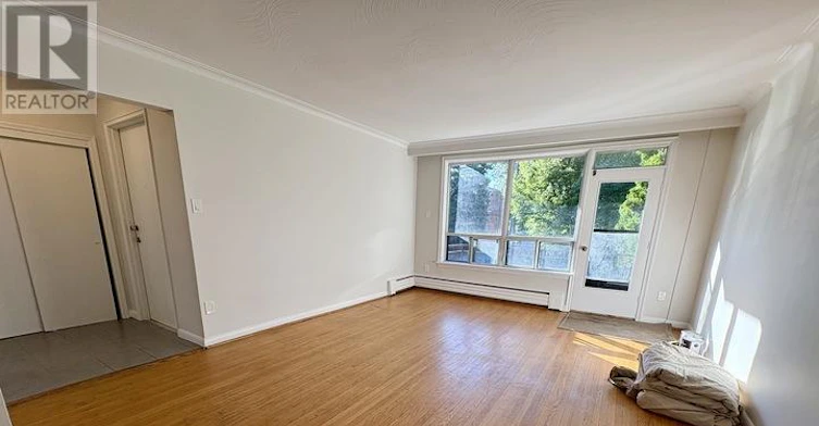 2-44 Meadowbrook Drive, Toronto, ON, M6B 2S6 - 2