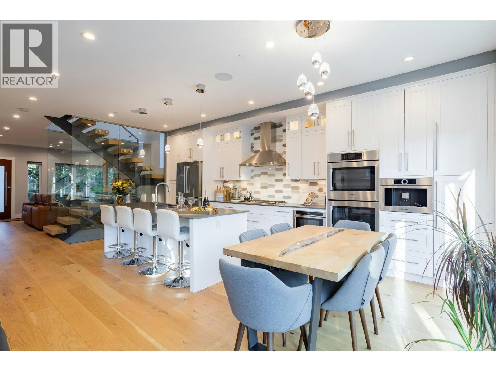 426 W 17th Avenue, Vancouver, BC, V5Y 2A2 - 13