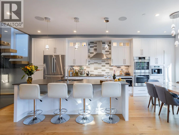 426 W 17th Avenue, Vancouver, BC, V5Y 2A2 - 11