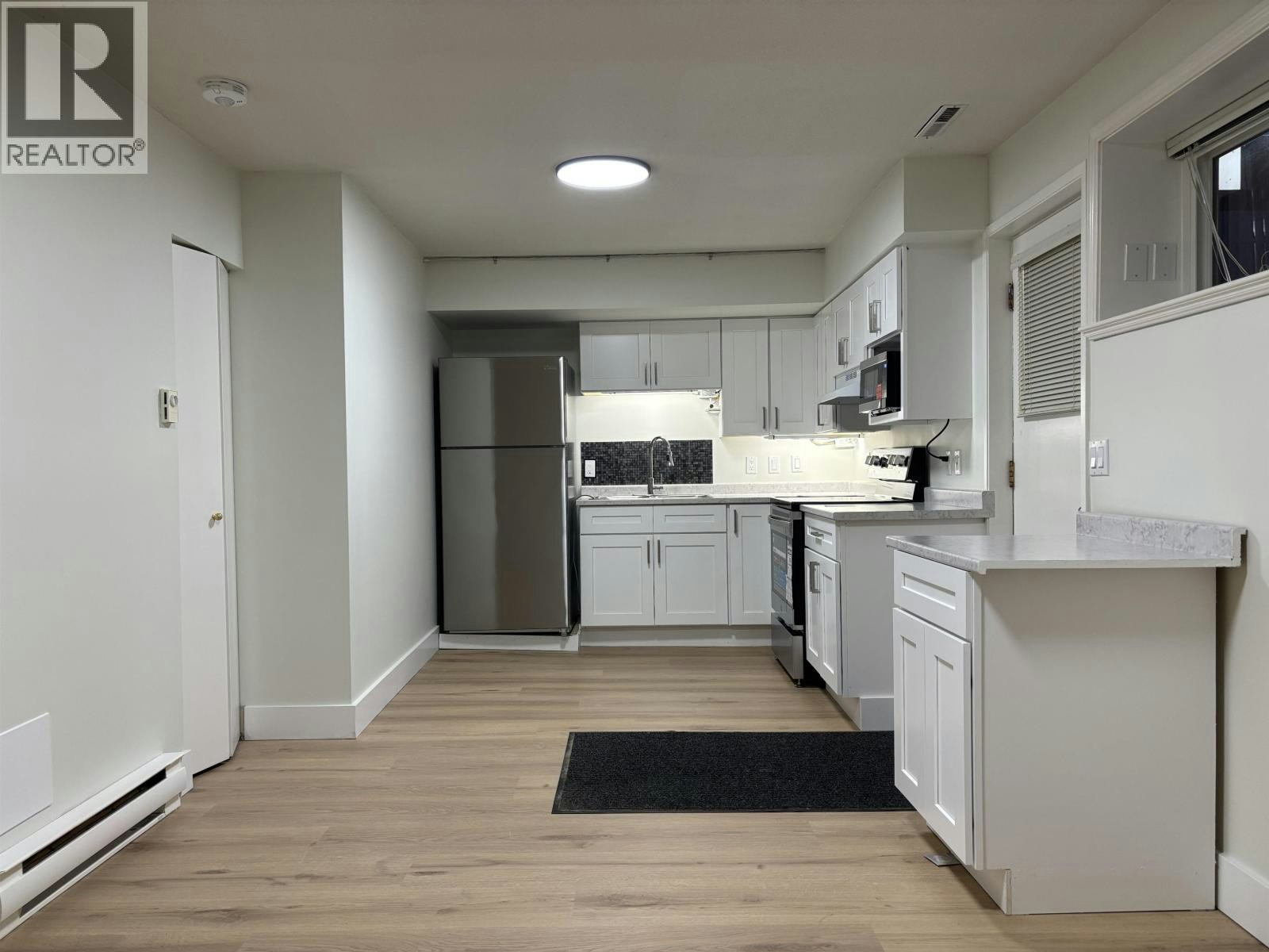 941 Selkirk Crescent, Coquitlam, BC, V3J 6E4 - 3