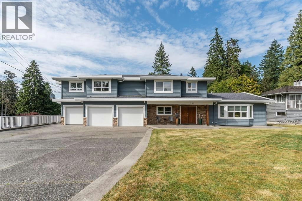 941 Selkirk Crescent, Coquitlam, BC, V3J 6E4
