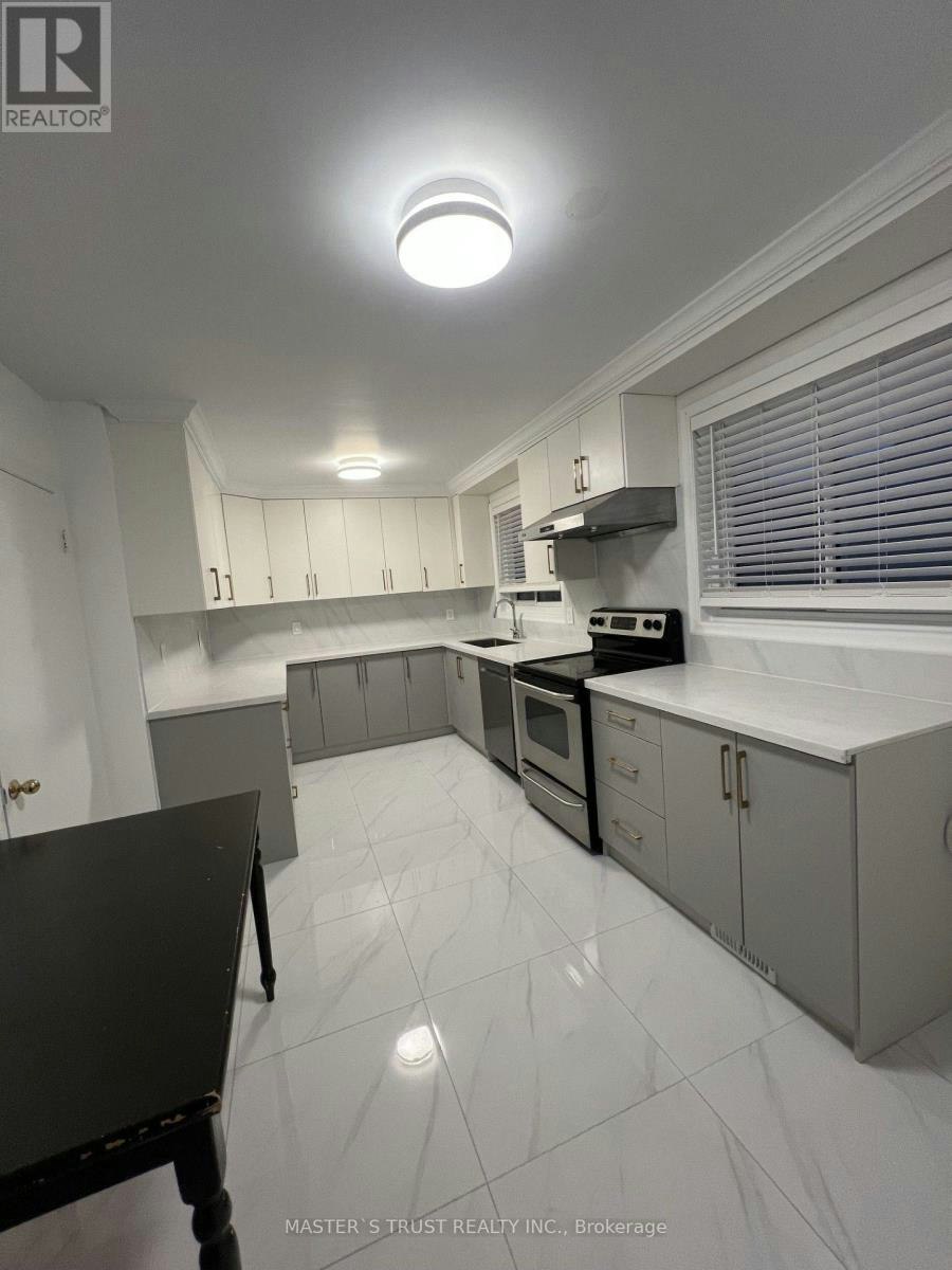 MAIN-139 Amberjack Boulevard, Toronto, ON, M1H 2K1 - 3