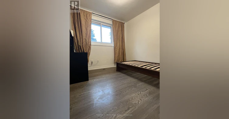 MAIN-139 Amberjack Boulevard, Toronto, ON, M1H 2K1 - 13