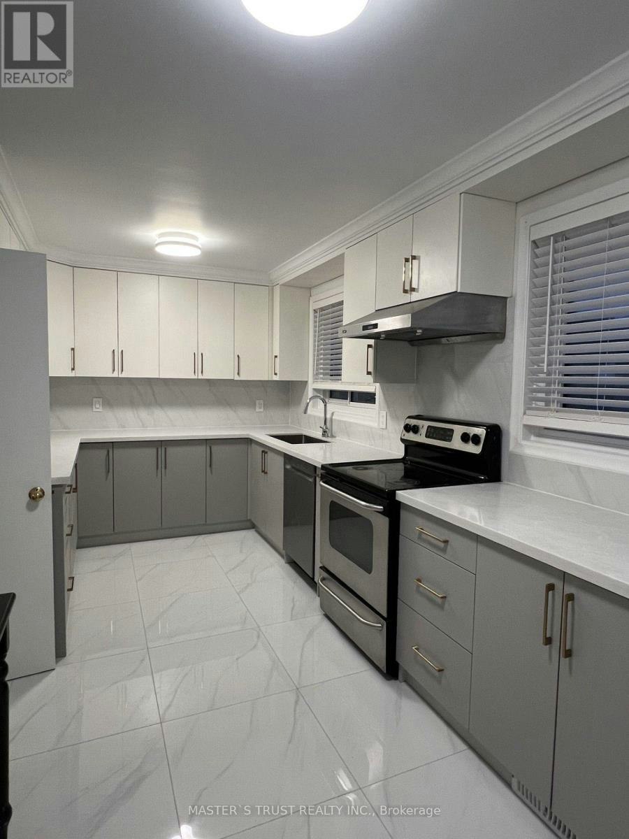 MAIN-139 Amberjack Boulevard, Toronto, ON, M1H 2K1 - 5