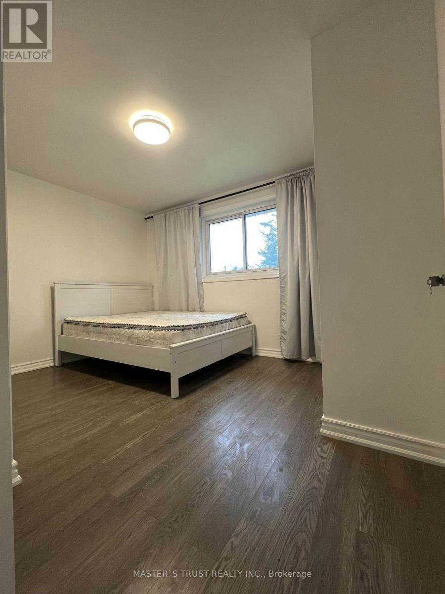 MAIN-139 Amberjack Boulevard, Toronto, ON, M1H 2K1 - 16