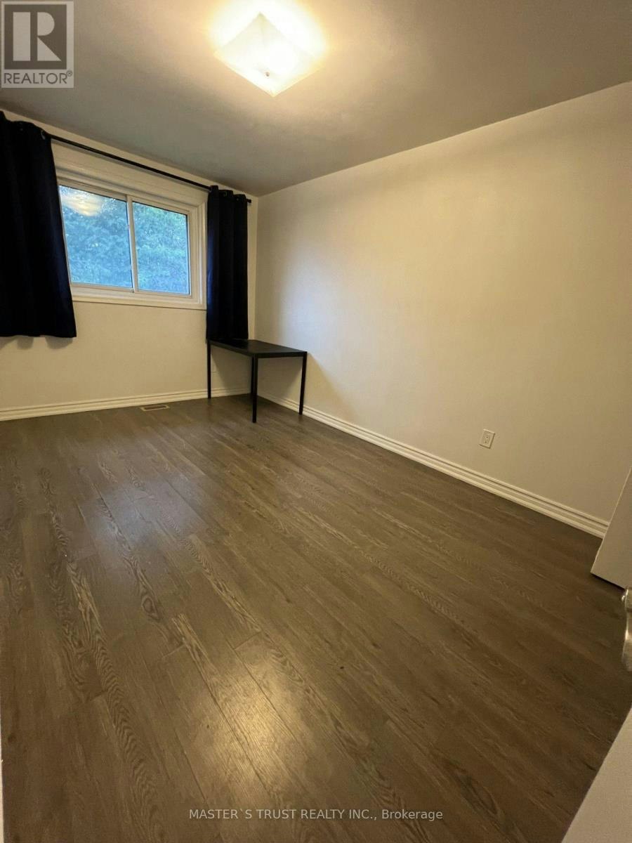 MAIN-139 Amberjack Boulevard, Toronto, ON, M1H 2K1 - 11
