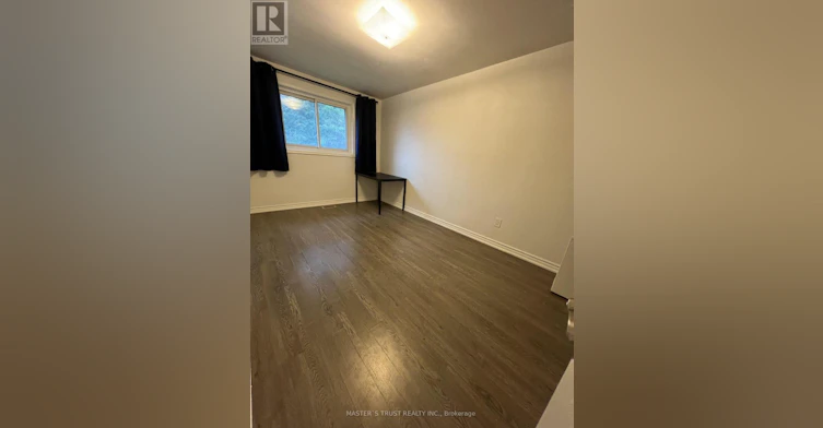 MAIN-139 Amberjack Boulevard, Toronto, ON, M1H 2K1 - 11