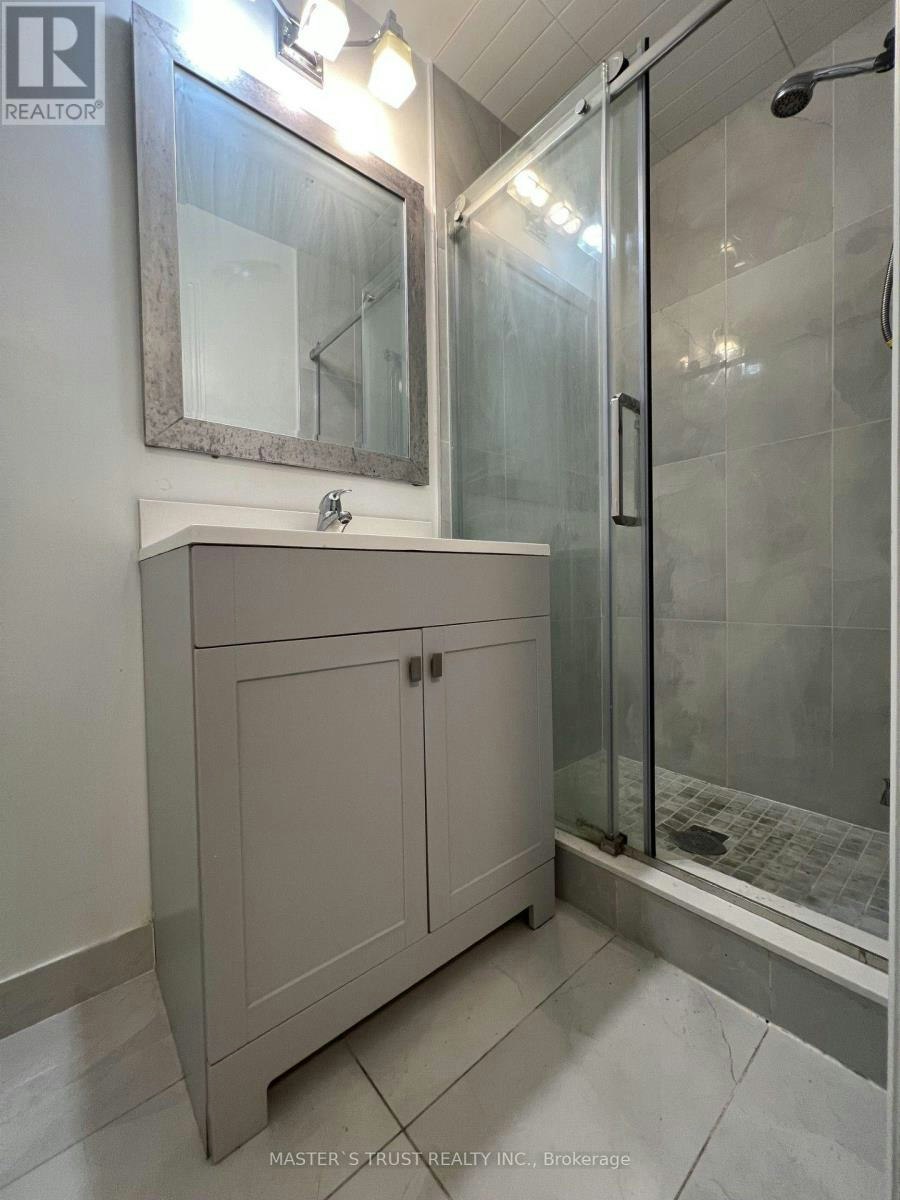 MAIN-139 Amberjack Boulevard, Toronto, ON, M1H 2K1 - 19