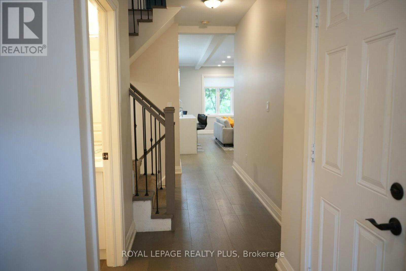 10-2410 Woodward Avenue, Burlington, ON, L7R 1T9 - 4