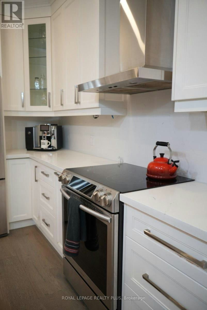 10-2410 Woodward Avenue, Burlington, ON, L7R 1T9 - 11