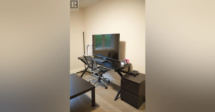 10-2410 Woodward Avenue, Burlington, ON, L7R 1T9 - 20
